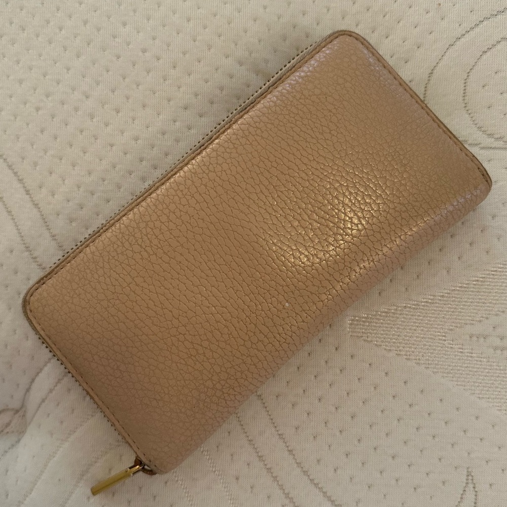 Cuyana Wallet